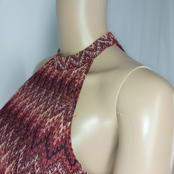 Forever 21 dress size small, wine color. Sleevelss - Picture 13 of 16